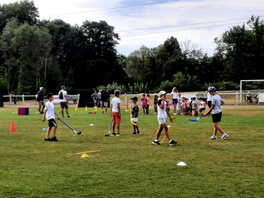 Photographie des enfants participants à la caravane du sport